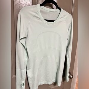 Lululemon long sleeve